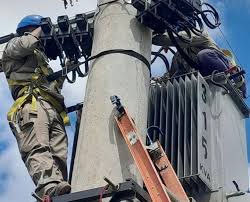 Fuertes vientos causan fallas eléctricas en el área metropolitana del Chaco
