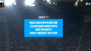 OL-Rennes: pourquoi le match a été interrompu et les joueurs renvoyés au vestiaire — RMC Sport