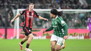 Eintracht mit blutiger Nase in einem miesen Spiel / Die Einzelkritik