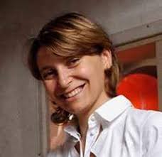 Chiara Lungarotti si è laureata in Agraria all&#39;Università di Perugia, con specializzazione in “Viticoltura”, ma già prima, all&#39;inizio degli anni &#39;90, ... - 152-2