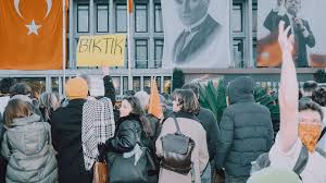 Crackdown in Turkey: İmamoğlu Arrest Sparks Protests and Criticism