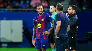 Barca FC Drama! Raphinha Snubs & Flick's Fury - What's Going On?!