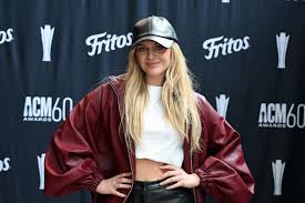 Kelsea Ballerini Shines at the 2025 ACM Awards