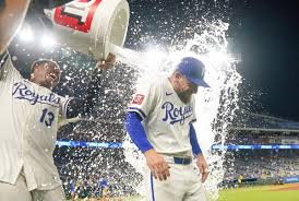 Royals Review - News update
