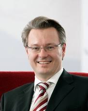 Dr. <b>Michael Fries</b> (Foto) gehört seit dem 1. Juli zum Vorstand der Neumüller <b>...</b> - Fries__Michael
