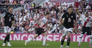 Galoppo Rescata a River: Un Empate Agónico ante Riestra - Imagen principal del artículo