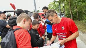 Rennes: Un Ex-Joueur Stupéfait! Transferts Choc de Nantes à Rennes? - Imagen principal del artículo