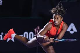 Victoria Barros sente lesão e desiste do torneio júnior do Australian Open