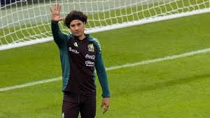 Óscar Pérez no descarta a Guillermo Ochoa del Mundial
