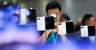 'Welcome to Foldables': Samsung braces for Apple's foldable iPhone challenge — Reuters