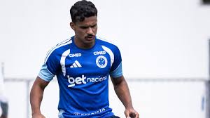 Cruzeiro espera propostas por Kaiki Bruno após pessimismo em renovação e já busca substituto no mercado