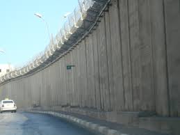 Résultat de recherche d'images pour "wall in israel"