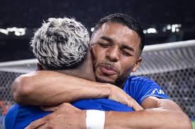 Atacante 'ressurge' no Cruzeiro e volta a ser relacionado após cinco jogos