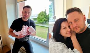 Andrius Rimiškis su žmona Vaida sulaukė šeimos pagausėjimo: jau išrinko ir vardą