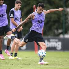Atlético-MG busca pontos importantes na Sul-Americana esta noite