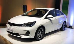 Carro elétrico que custava R$ 160 mil agora aparece por R$ 80 mil no Brasil