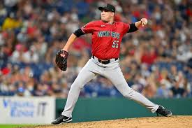 NL West: Will Garcia take over the closer role in Arizona?