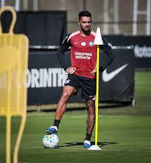Raniele desfalca o Corinthians após incidente em treino