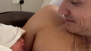 trending image