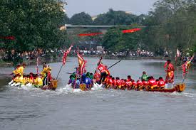 Kết quả hình ảnh cho hoi dua thuyen