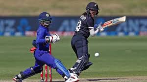Amelia Kerr Reclaims Top Spot as Harmanpreet Kaur Returns to Top 10 in T20I Rankings