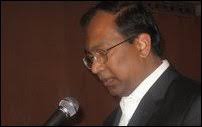 Prof. Chandrakanthan leading the meditation - 23_04_07_sri_skanda_11_11_60927_200