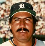 As a member of the Detroit Tigers in 1984, Juan Berenguer remembers pitching one of his most memorable games on an unusually frigid and snowy late September ... - juan-berenguer-mugpng-ab943b8c90d5cdd6