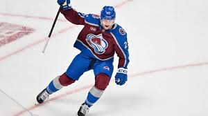 O'Connor caps long comeback with key goal in Avs' Game 1 win
