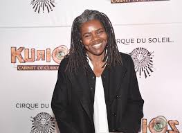 Tracy Chapman's Debut Album Makes Historic UK Top 10 Entry After 37 Years