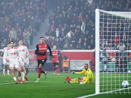 Konkurrenzkampf beim 1. FC Köln: Wer stoppt FC-Schreck Patrik Schick? Ein FC-Innenverteidiger mit Bestwert der Liga