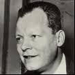 Willy Brandt wird 1913 als Herbert Ernst Karl Frahm in Lübeck geboren.