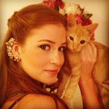 Depois que Marina Ruy Barbosa apareceu usando esse ear cuff no Instagram há alguns meses, a mineira Claudia Arbex sorriu de orelha a orelha. - marina