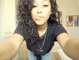 Résultat de recherche d'images pour "swag meuf"