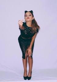 Résultat de recherche d'images pour "ariana grande"