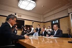 毎日新聞 - News update