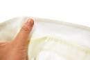 Comment nettoyer une tache jaune de transpiration? - LaposExpress