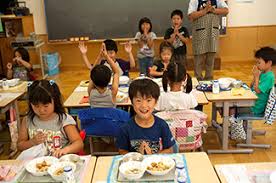 طرق تعليم الاطفال في اليابان كايزن و سر تفوق المدارس اليابانية الابتدائية عن مثيلاتها لدينا؟ Images?q=tbn:ANd9GcSAcMpkrdoYRDbgOflmTZbRAbmJC3IWZIvpAXA11BTrvkkGJY6Mug