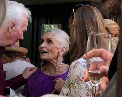 Daphne Selfe model 이미지