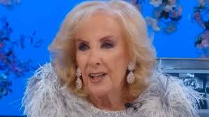 ¡Imperdible! Mirtha y Juana Revelan Mesazas Explosivas Este Fin de Semana - Imagen ilustrativa del artículo