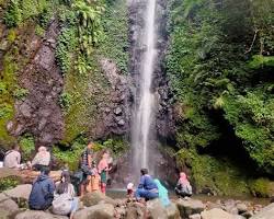 Gambar Air Terjun Kakek Bodo Pasuruan