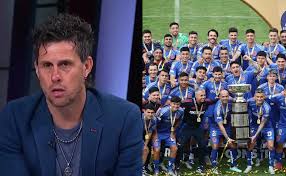 Comparaci&oacute;n entre Javier Altamirano y Lucas Assadi en Universidad de Chile