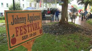Baking contest brings joy, apple pies to Johnny Appleseed Festival