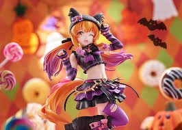 ハロウィン衣装の「マヤノトップガン」フィギュアに目を奪われちゃう！