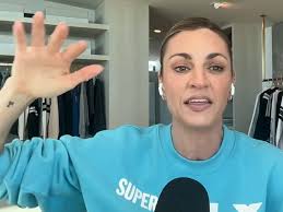 Erin Andrews breaks silence after 'crazy' FOX NFL outfit backlash