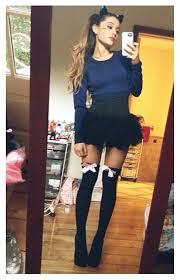 Résultat de recherche d'images pour "ariana grande cat ears"