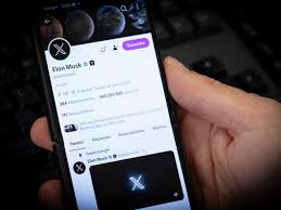 Is X down right now? Major Twitter outage leaves users with blank screen