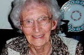 Doris Wade, 89, was on her way to the hairdresser&#39;s when she was knocked ... - C_71_article_1072070_image_list_image_list_item_0_image-517941