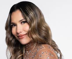 Piden despido de Alejandra Jaramillo de Univisión por burlarse de México