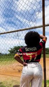 Sport, Náutico e Santa Cruz lançam camisas especiais do filme O Agente Secreto