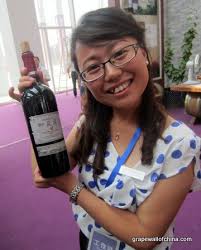 Winemakers in China: Zhang Jing on studying Down Under, Jia Bei Lan 2011, oak versus fruit - zhang-jing-winemaker-helan-qing-xue-ningxia-china